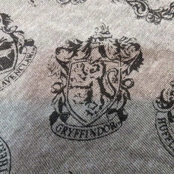 Universal Studios Wizarding World of Harry Potter Night Gown Sleep Shirt Large - Picture 6 of 9